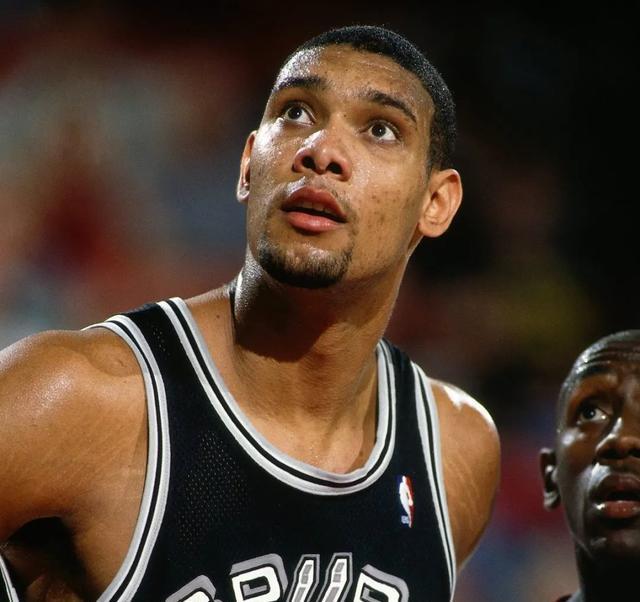 交织而至的 交织而至的