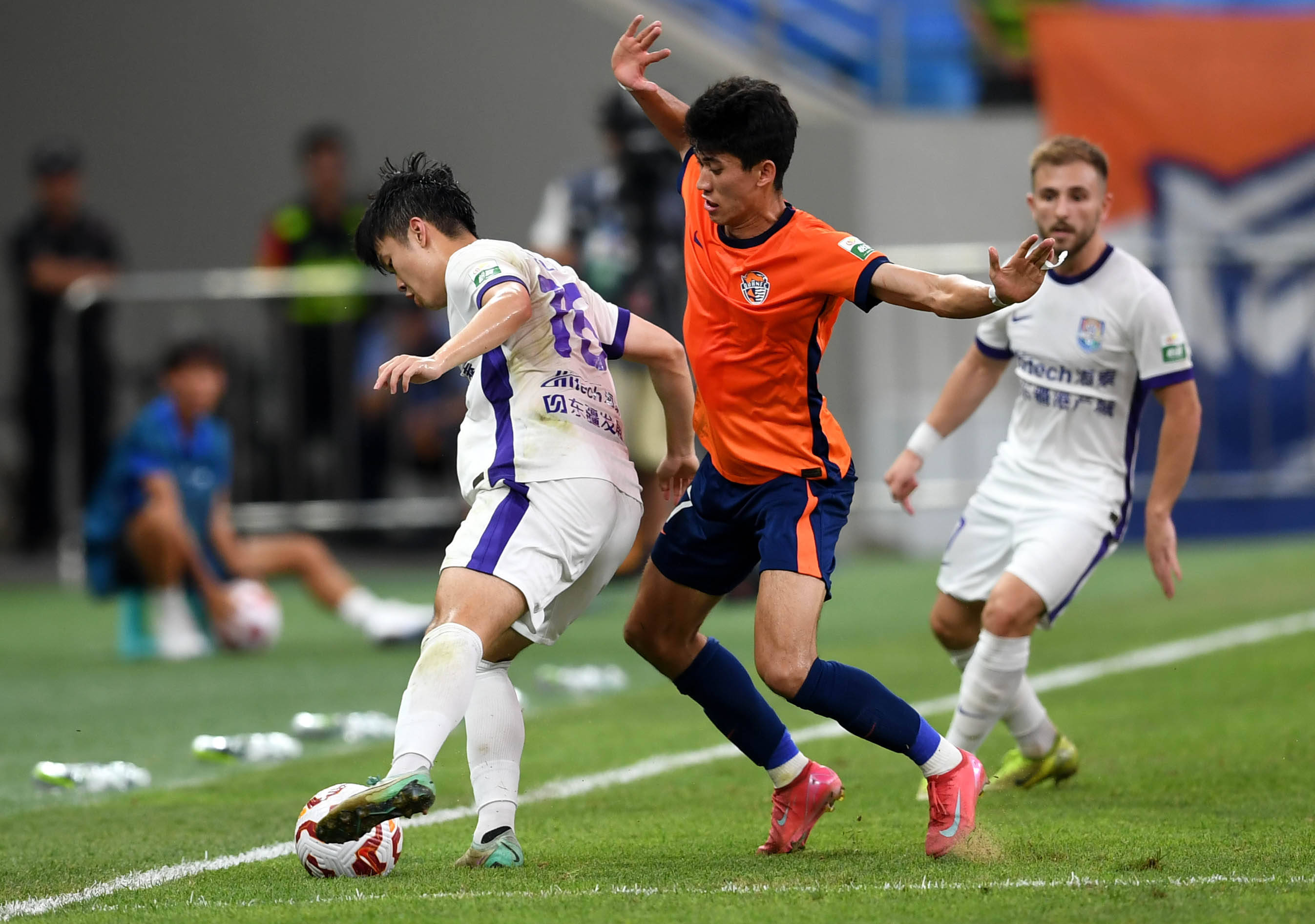 的表现再次 的表现再次