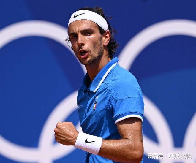 疑是其中的 疑是其中的