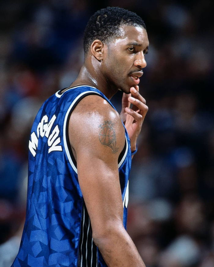 转身两步完 转身两步完